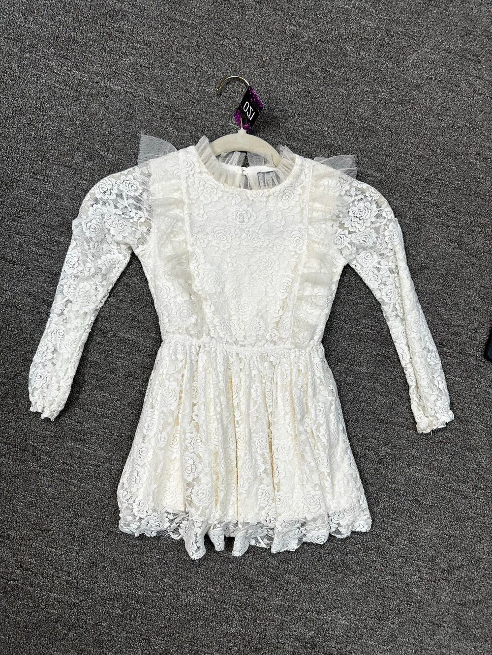 021–Tocoto Vintage Girls Cream Floral Lace Long Sleeve Boho Dress Size 4